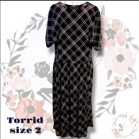 Torrid Black and White Plaid Fit-Flare Dress Size 2 - Picture 5 of 7